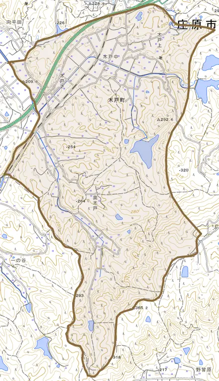 木戸町とその周辺の地図。町の範囲を重ねている