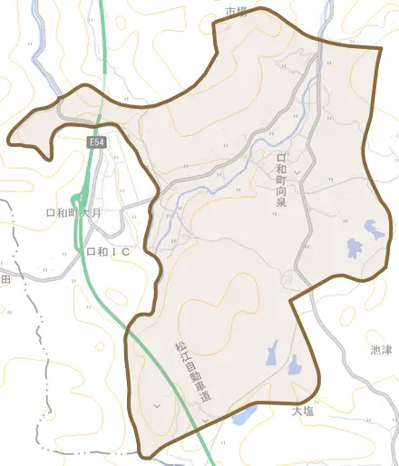 口和町向泉とその周辺の地図。町の範囲を重ねている