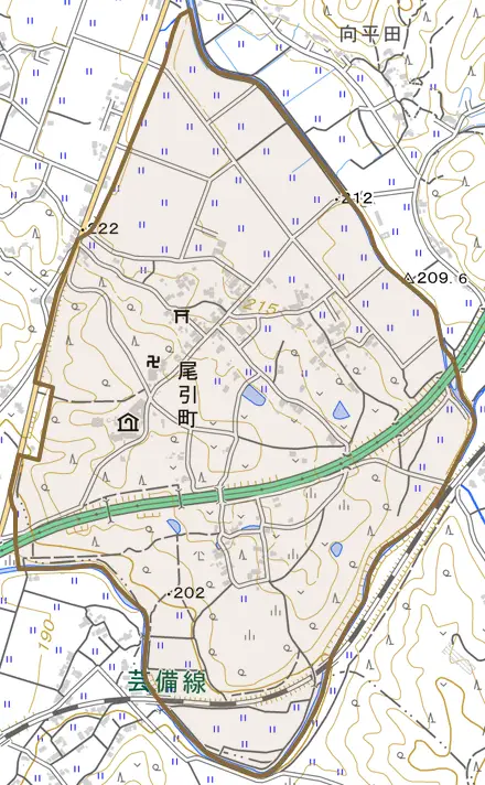 尾引町とその周辺の地図。町の範囲を重ねている