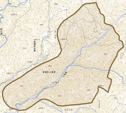 総領町上領家とその周辺の地図。町の範囲を重ねている