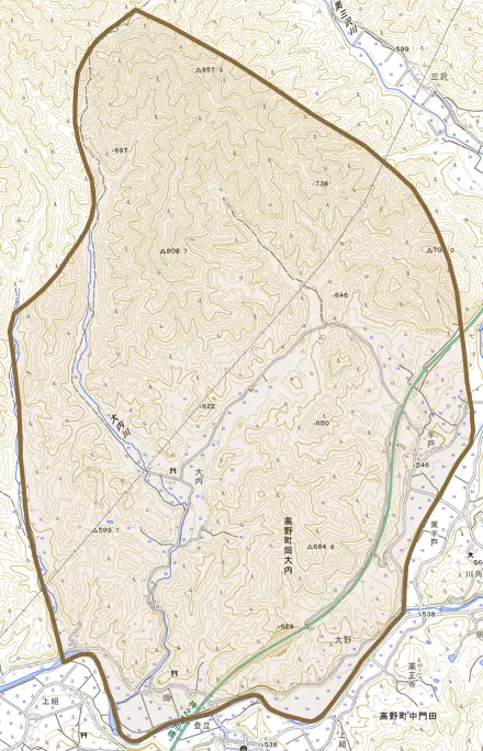 高野町岡大内とその周辺の地図。町の範囲を重ねている