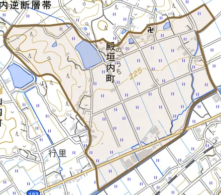 殿垣内町とその周辺の地図。町の範囲を重ねている