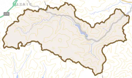 仁賀町とその周辺の地図。町の範囲を重ねている