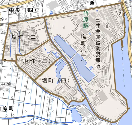 塩町とその周辺の地図。町の範囲を重ねている