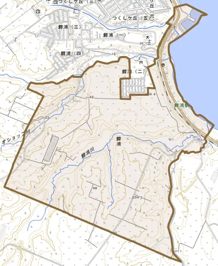 字鱒浦とその周辺の地図。町の範囲を重ねている