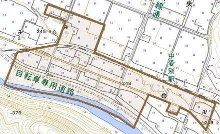 字中央町とその周辺の地図。町の範囲を重ねている