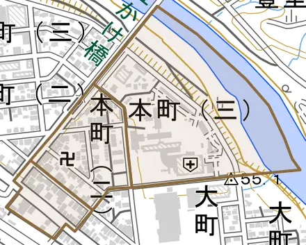 本町とその周辺の地図。町の範囲を重ねている