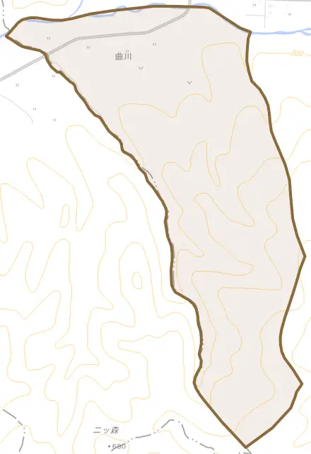 字曲川とその周辺の地図。町の範囲を重ねている