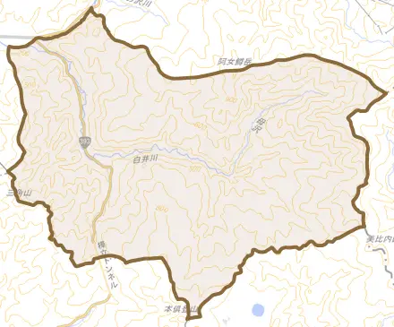 字明治とその周辺の地図。町の範囲を重ねている
