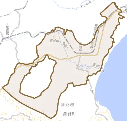 尾幌とその周辺の地図。町の範囲を重ねている