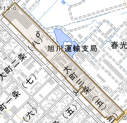 春光町とその周辺の地図。町の範囲を重ねている