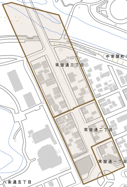 常盤通とその周辺の地図。町の範囲を重ねている