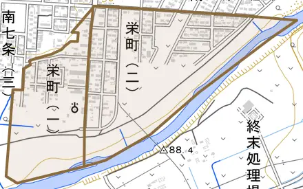 栄町とその周辺の地図。町の範囲を重ねている