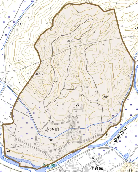 赤沼町とその周辺の地図。町の範囲を重ねている