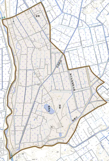 字富野とその周辺の地図。町の範囲を重ねている