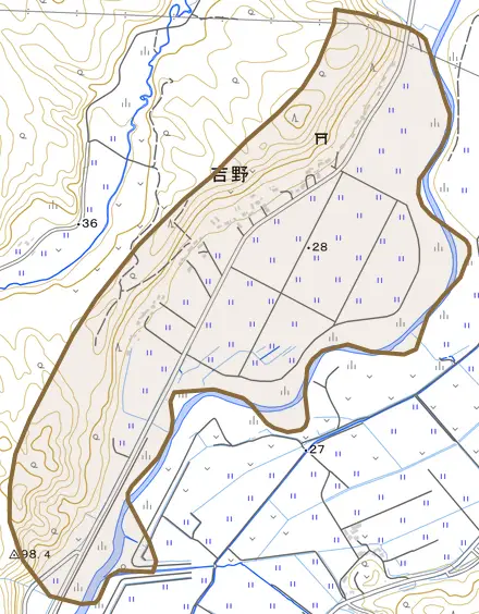 字吉野とその周辺の地図。町の範囲を重ねている