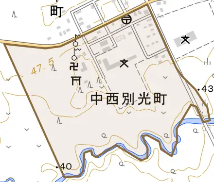 中西別光町とその周辺の地図。町の範囲を重ねている