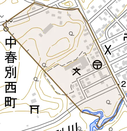 中春別西町とその周辺の地図。町の範囲を重ねている