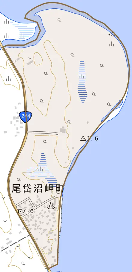 尾岱沼岬町とその周辺の地図。町の範囲を重ねている