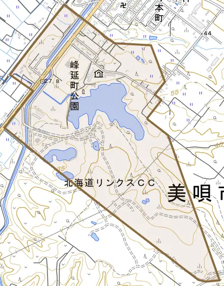 峰延町公園とその周辺の地図。町の範囲を重ねている