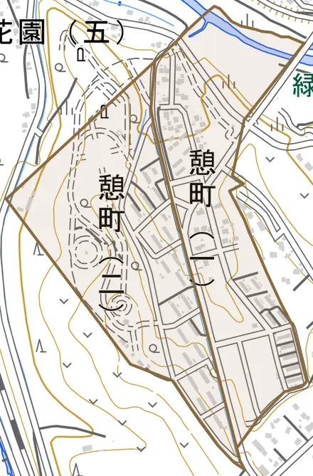 憩町とその周辺の地図。町の範囲を重ねている