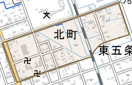 字北町とその周辺の地図。町の範囲を重ねている