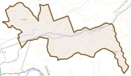 字辺渓とその周辺の地図。町の範囲を重ねている