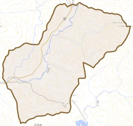 字岩知志とその周辺の地図。町の範囲を重ねている