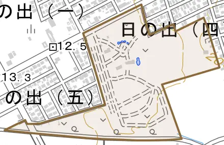 日の出丘とその周辺の地図。町の範囲を重ねている