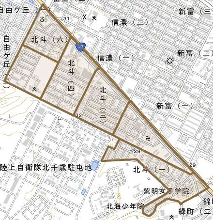 北斗とその周辺の地図。町の範囲を重ねている