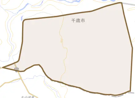 西森とその周辺の地図。町の範囲を重ねている