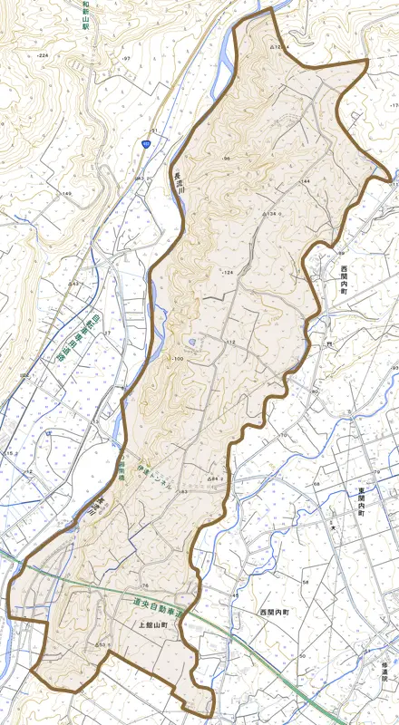 上館山町とその周辺の地図。町の範囲を重ねている