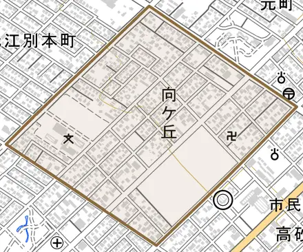向ケ丘とその周辺の地図。町の範囲を重ねている
