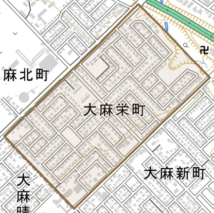大麻栄町とその周辺の地図。町の範囲を重ねている
