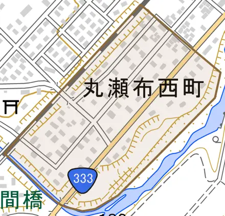 丸瀬布西町とその周辺の地図。町の範囲を重ねている