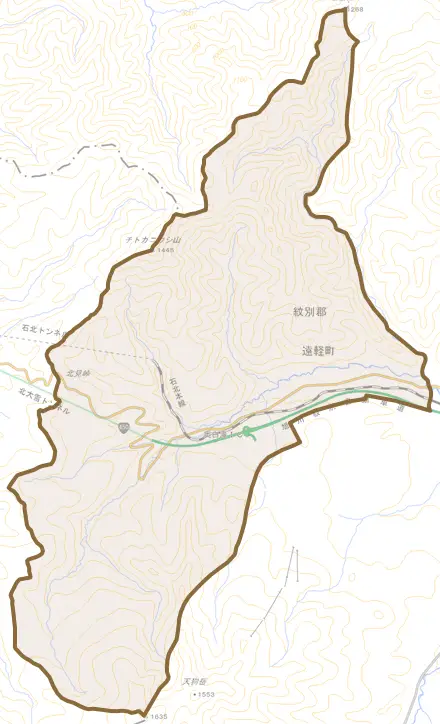奥白滝とその周辺の地図。町の範囲を重ねている