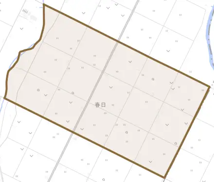 春日とその周辺の地図。町の範囲を重ねている