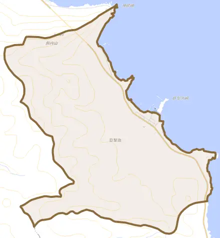 目梨泊とその周辺の地図。町の範囲を重ねている