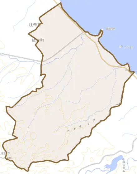 音標とその周辺の地図。町の範囲を重ねている