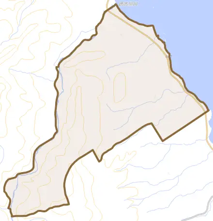 山臼とその周辺の地図。町の範囲を重ねている