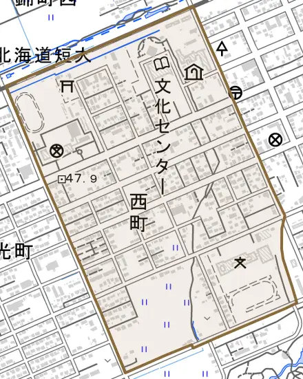 西町とその周辺の地図。町の範囲を重ねている