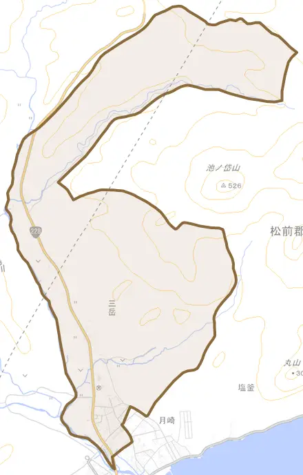 字三岳とその周辺の地図。町の範囲を重ねている