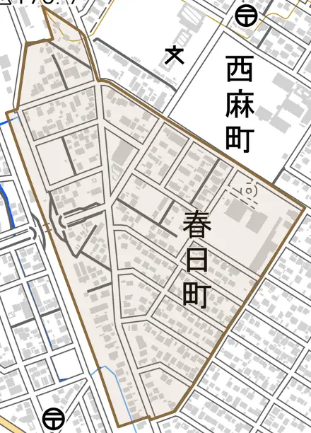 春日町とその周辺の地図。町の範囲を重ねている