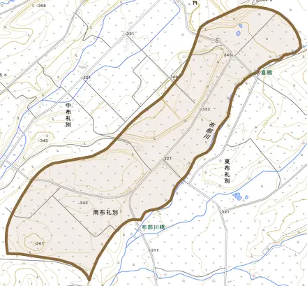 字南布礼別とその周辺の地図。町の範囲を重ねている