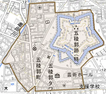 五稜郭町とその周辺の地図。町の範囲を重ねている
