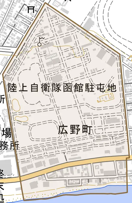広野町とその周辺の地図。町の範囲を重ねている