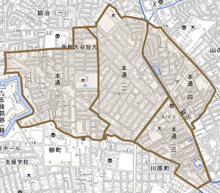 本通とその周辺の地図。町の範囲を重ねている