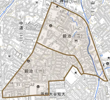 鍛治とその周辺の地図。町の範囲を重ねている