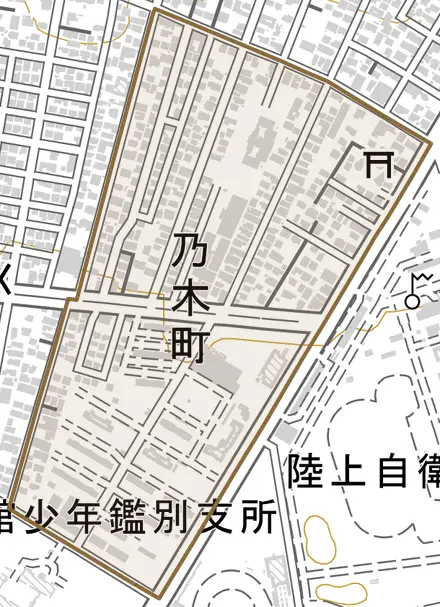 乃木町とその周辺の地図。町の範囲を重ねている