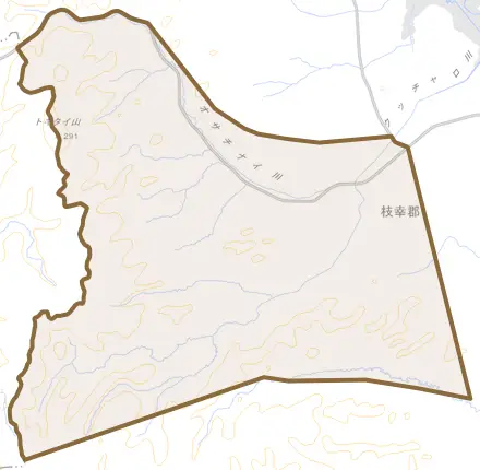 字仁達内とその周辺の地図。町の範囲を重ねている